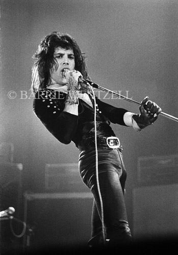 Freddie Mercury, 1975