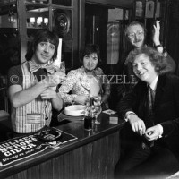 Keith Moon, Ronnie Lane, Vivian Stanshall & Chris Welch 1970